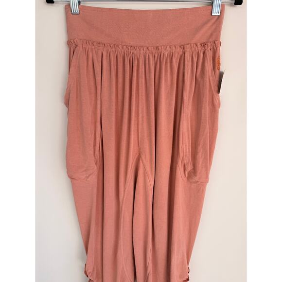 Free People Brushed Apricot Harem Pants with Pockets Ruched Legs Size S NWT - Picture 4 of 7